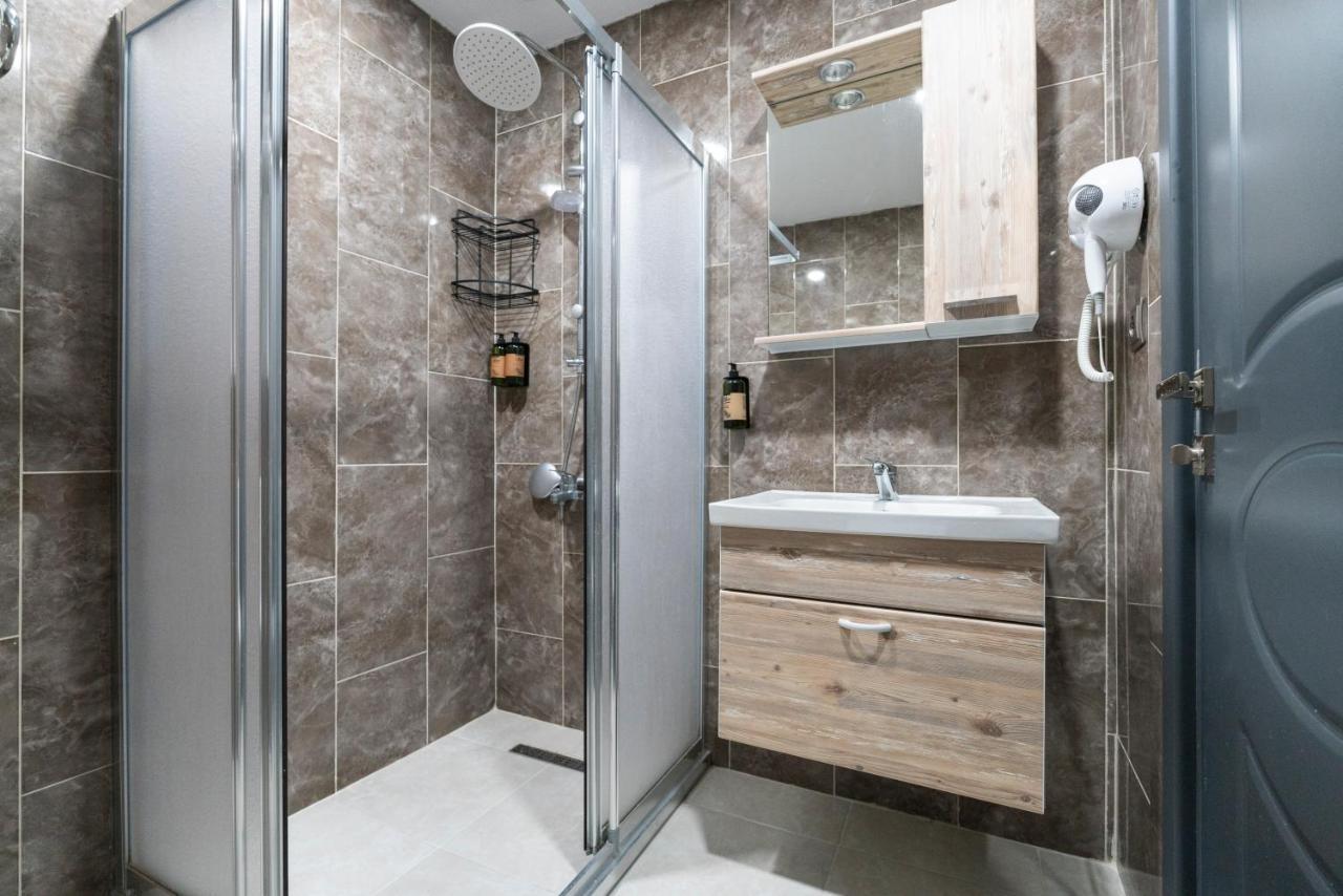 Monezza Avcilar Hotell Istanbul Exteriör bild