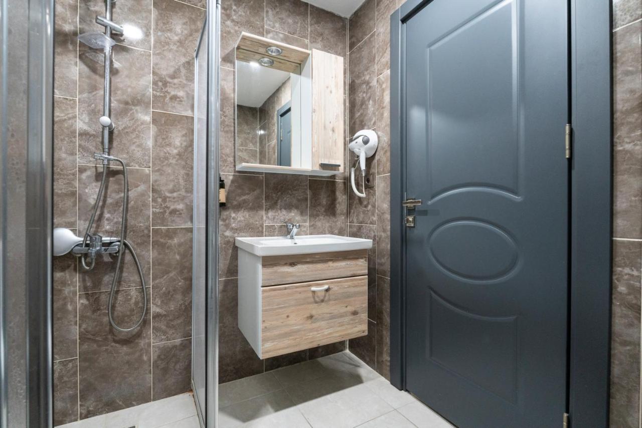 Monezza Avcilar Hotell Istanbul Exteriör bild